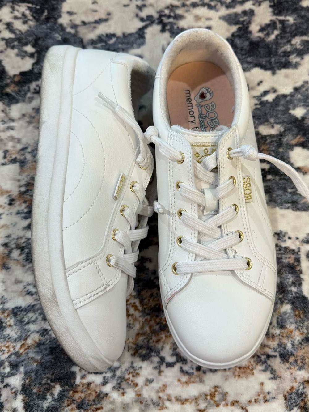 Skechers BOBS Slip-ins White Sneakers 114812W Women’s 8 Shoes Comfortable